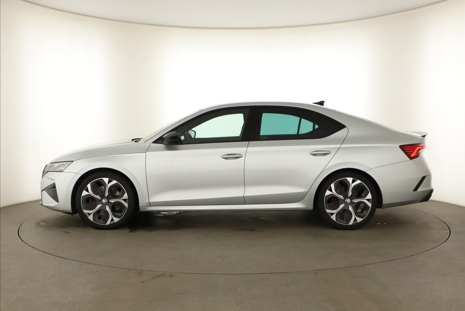 Škoda Octavia - 2024