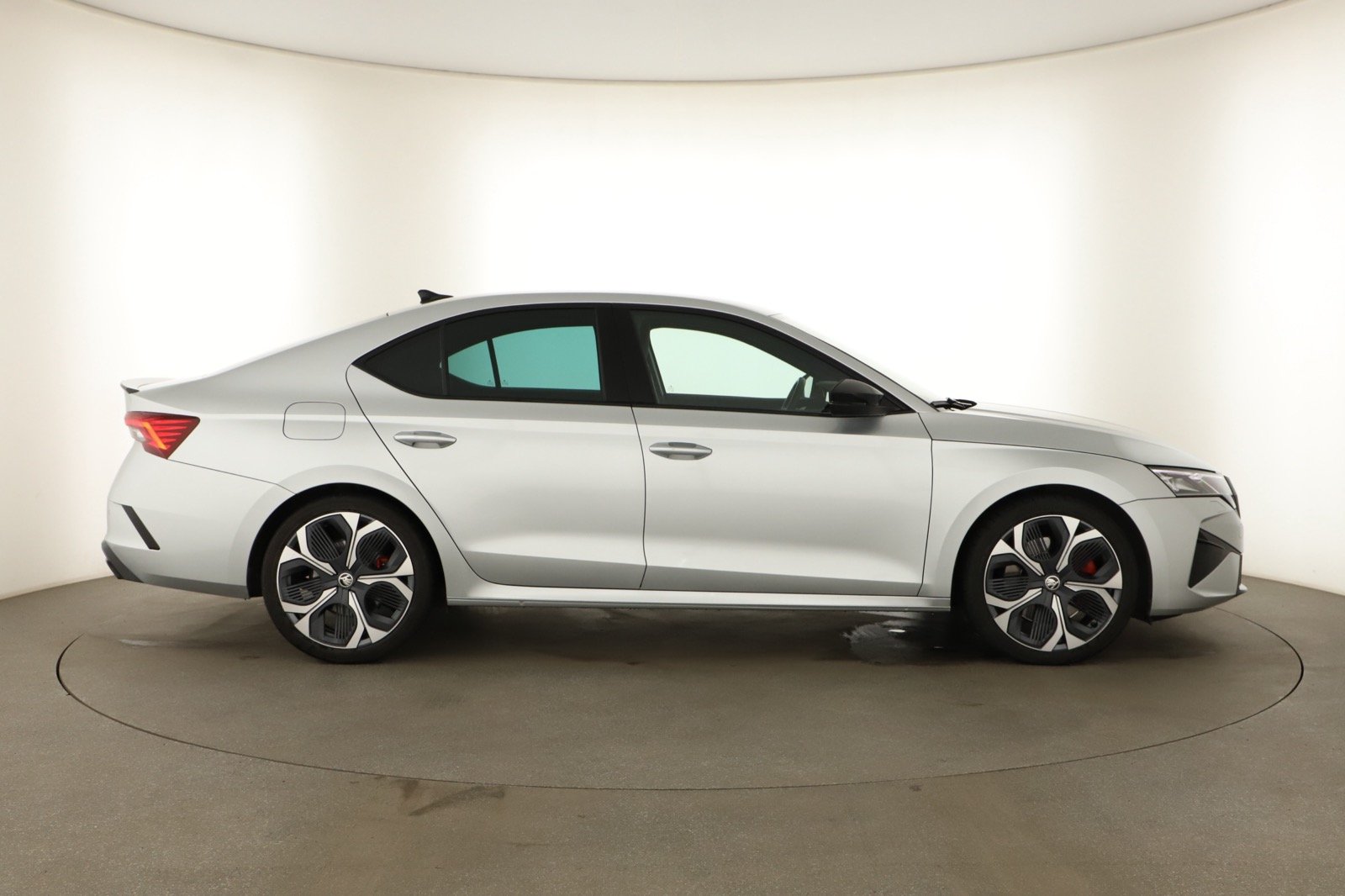 Škoda Octavia - 2024