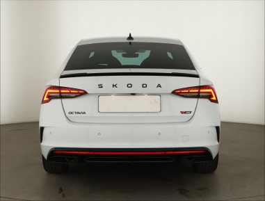 Škoda Octavia - 2025