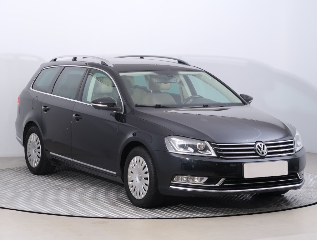 Volkswagen Passat, 2012, 2.0 TDI, 103kW