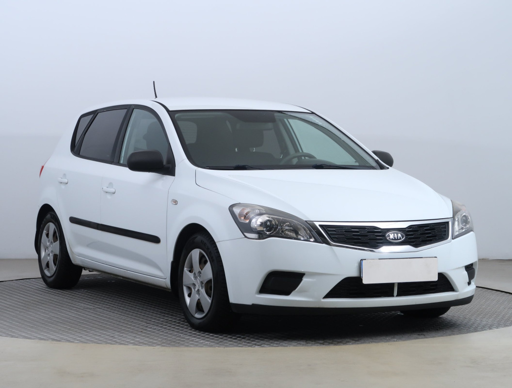 Kia Ceed, 2010, 1.4 CVVT, 66kW