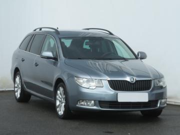 Škoda Superb, 2011