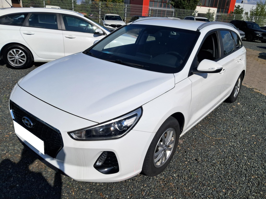 Hyundai i30, 2017, 1.0 T-GDI, 88kW