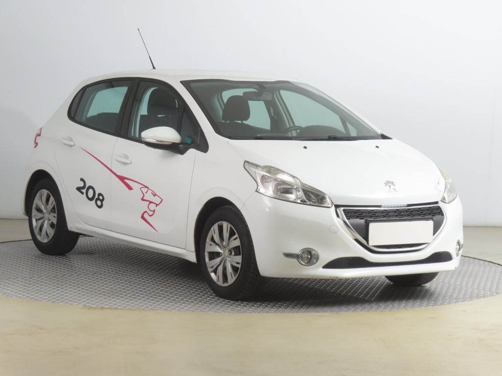 Peugeot 208, 2015, 1.2 PureTech, 60kW