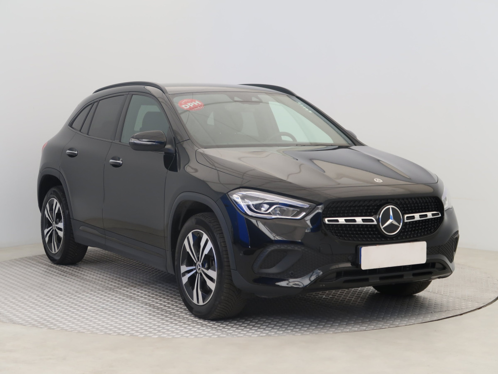 Mercedes-Benz GLA 200d, 2021, GLA 200d, 110kW