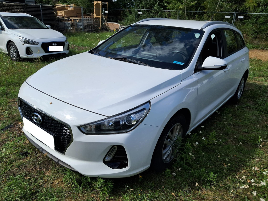 Hyundai i30, 2017, 1.0 T-GDI, 88kW