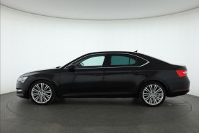 Skoda Superb - 2019