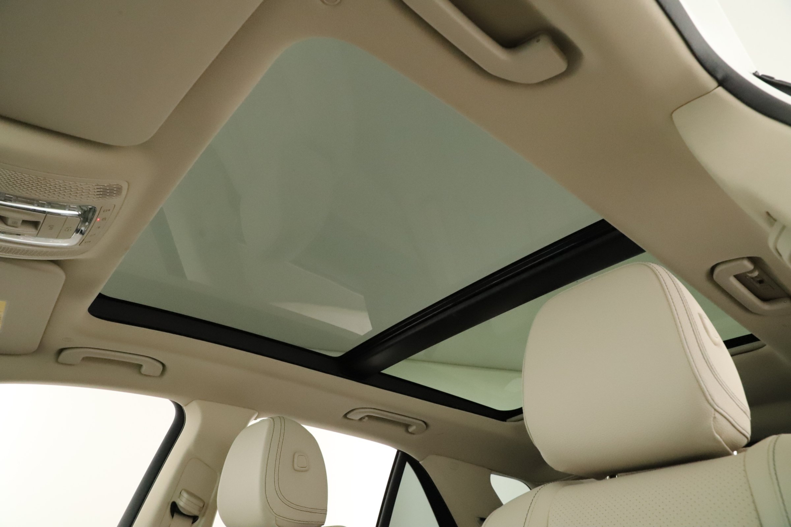 Mercedes-Benz GLE - 2025