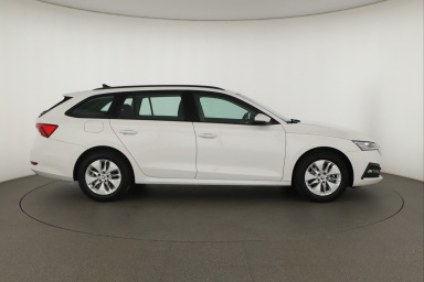 Škoda Octavia - 2023