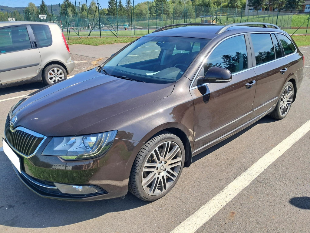 Škoda Superb, 2013, 2.0 TDI, 103kW