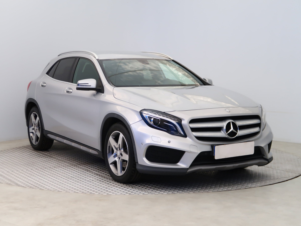 Mercedes-Benz GLA 220 CDI 4MATIC, 2014, GLA 220 CDI 4MATIC, 125kW, 4x4