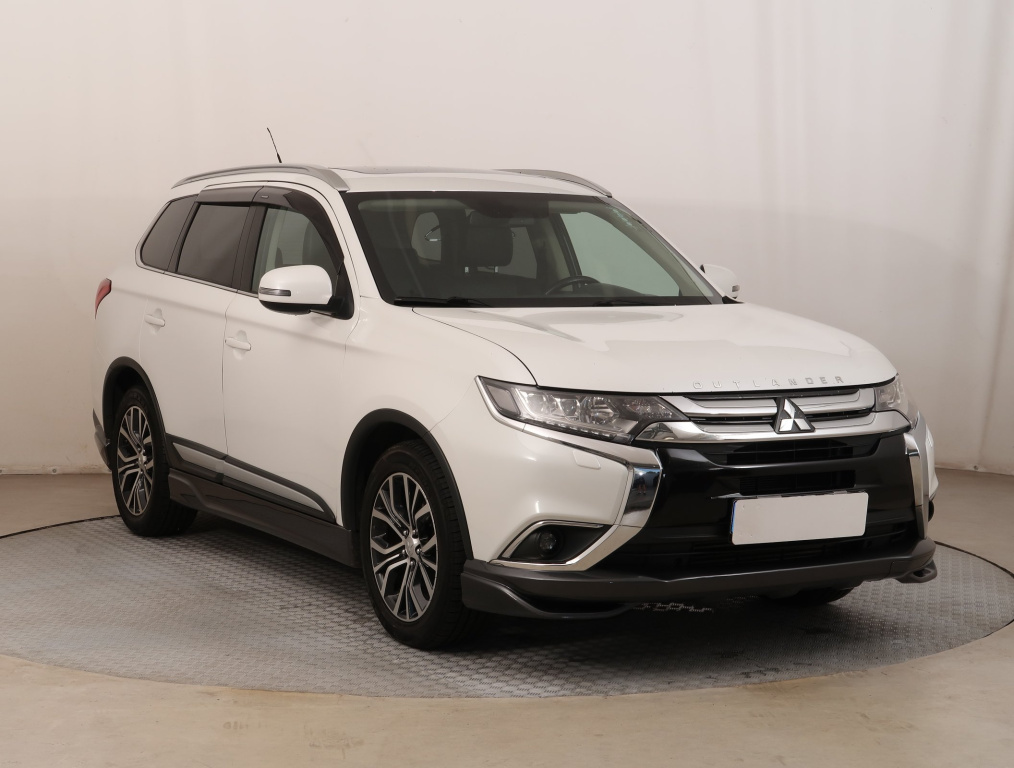 Mitsubishi Outlander, 2015, 2.2 DI-D, 110kW, 4x4