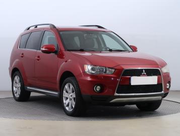 Mitsubishi Outlander, 2012