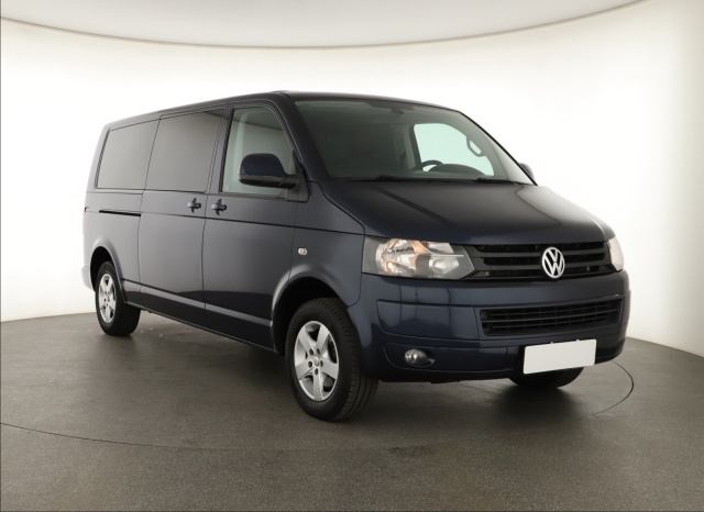 Volkswagen Caravelle 2015