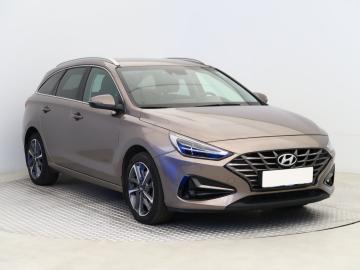 Hyundai i30, 2021