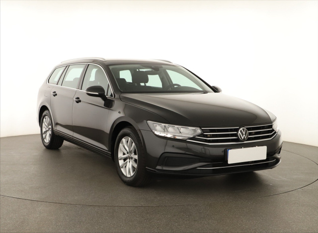 Volkswagen Passat 2022