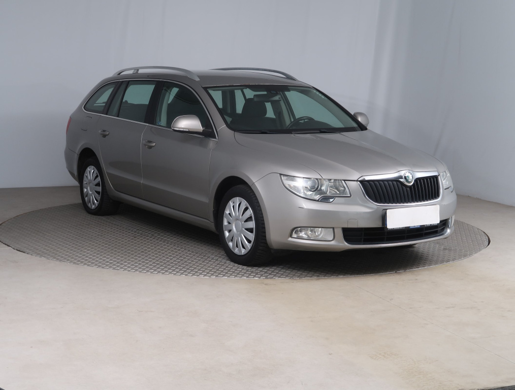 Škoda Superb, 2012, 2.0 TDI, 103kW