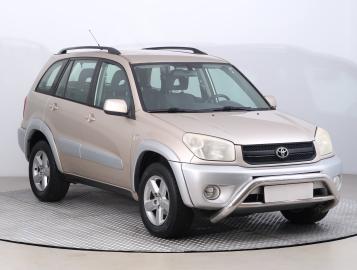 Toyota RAV4, 2005