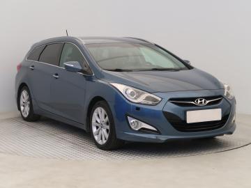 Hyundai i40, 2011