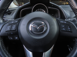 Mazda 2 2015