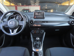 Mazda 2 2015