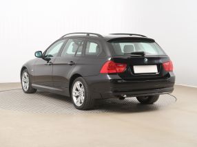BMW 3 - 2010