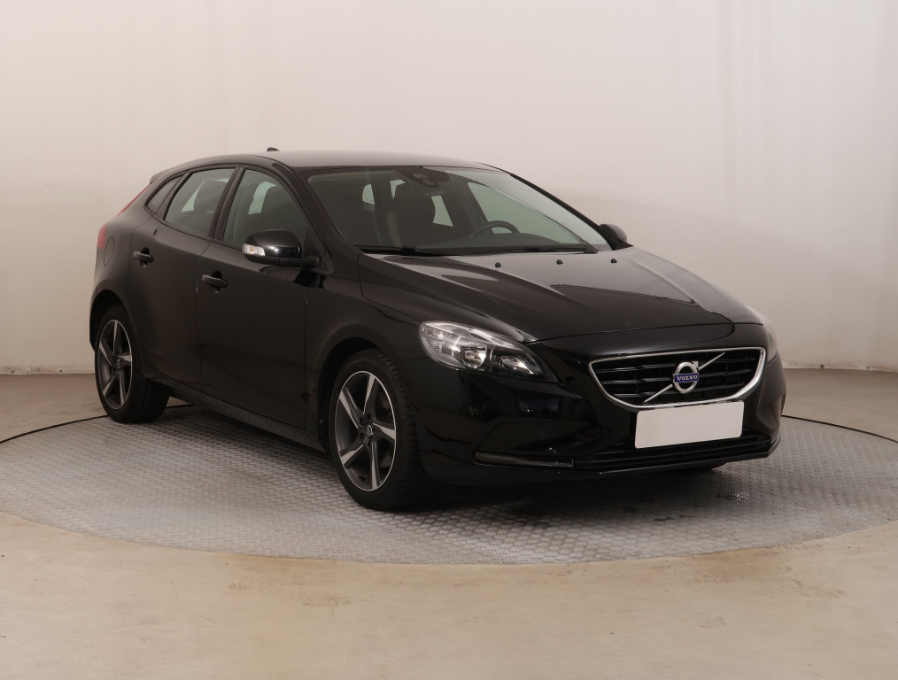 Volvo V40, 2015, 2.0 T2, 90kW