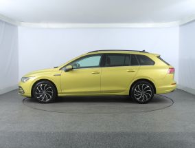 Volkswagen Golf - 2023