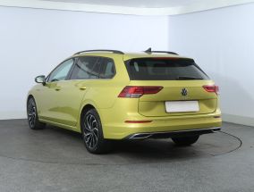 Volkswagen Golf - 2023