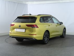 Volkswagen Golf - 2023