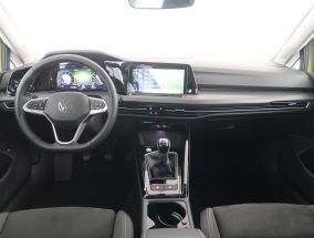 Volkswagen Golf - 2023