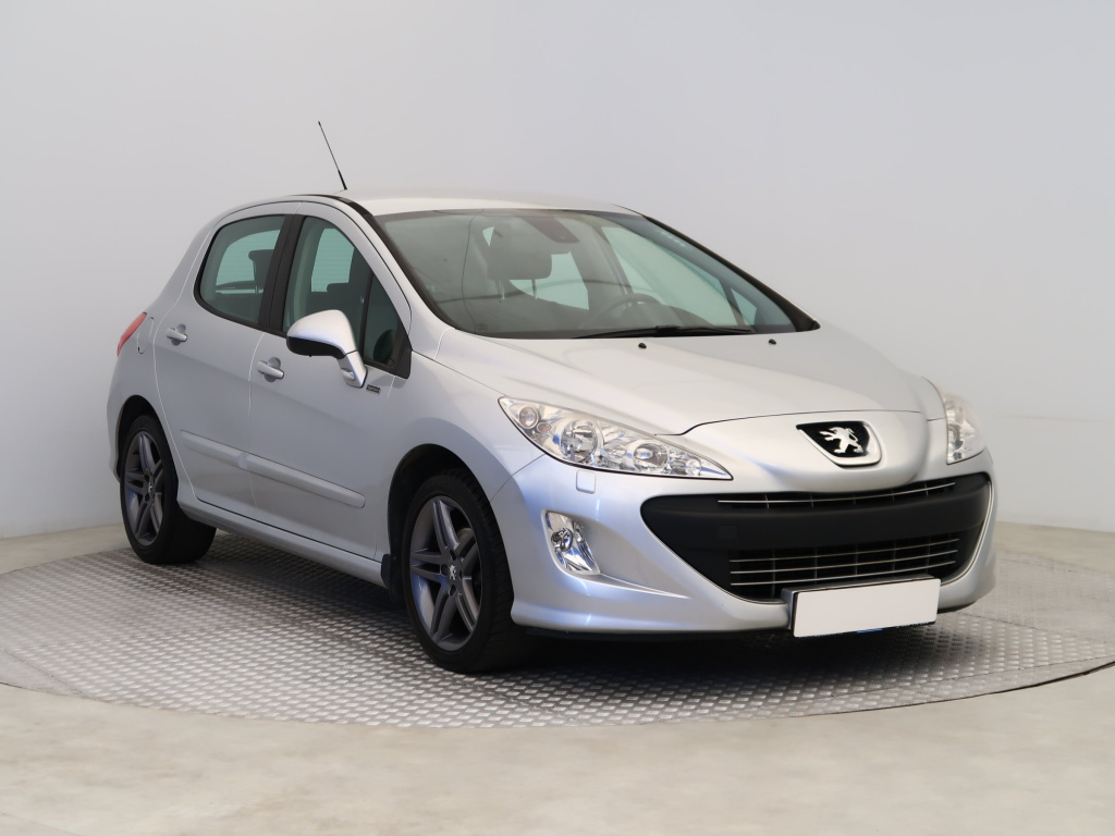 Peugeot 308, 2011, 1.6 VTi, 88kW