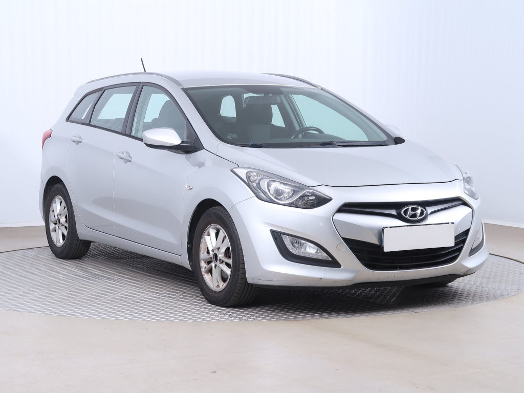 Hyundai i30, 2013, 1.6 MPI, 88kW