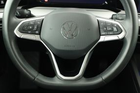 Volkswagen Golf - 2023