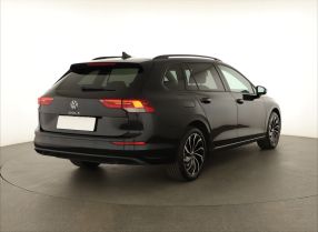 Volkswagen Golf - 2023