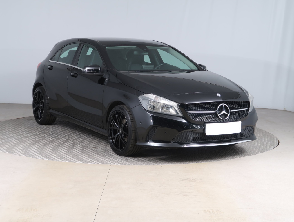 Mercedes-Benz A 180, 2016, A 180, 90kW