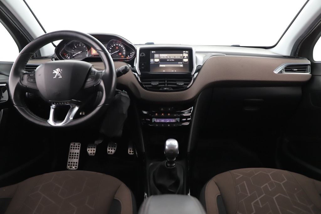 Peugeot 2008, 2015, 1.6 BlueHDi, 88kW