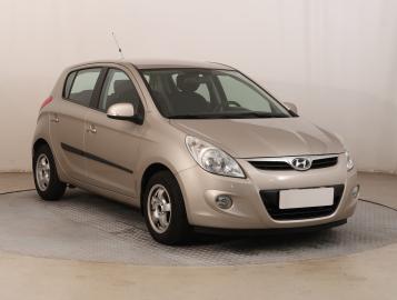 Hyundai i20, 2011