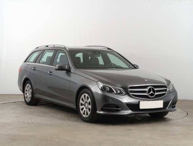 Mercedes-Benz E 2016