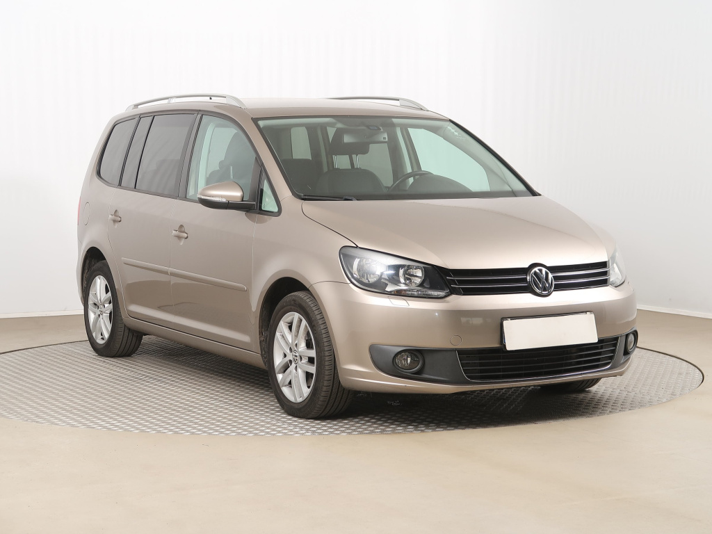 Volkswagen Touran, 2012, 1.6 TDI, 66kW