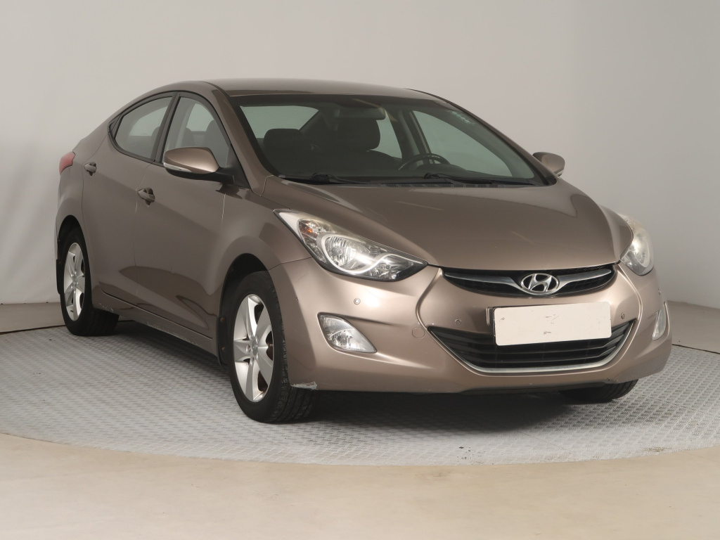 Hyundai Elantra, 2012, 1.6, 97kW