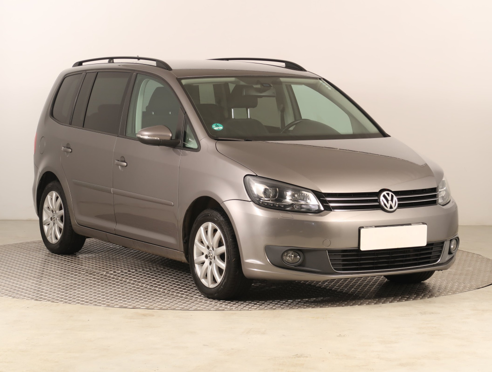 Volkswagen Touran, 2010, 2.0 TDI, 103kW