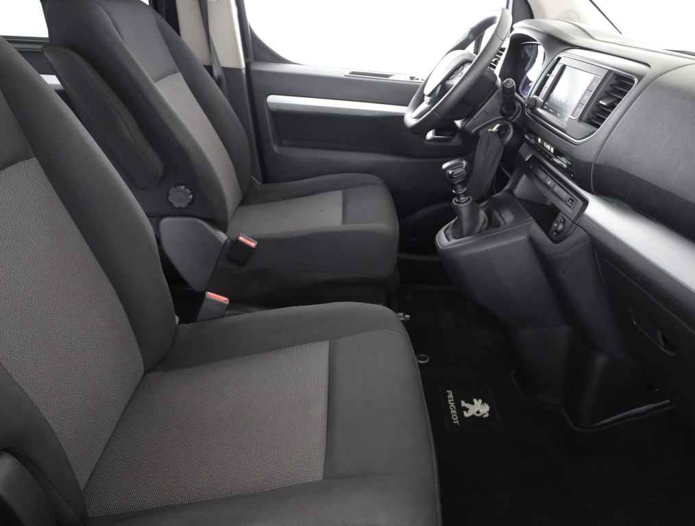 Peugeot Traveller
