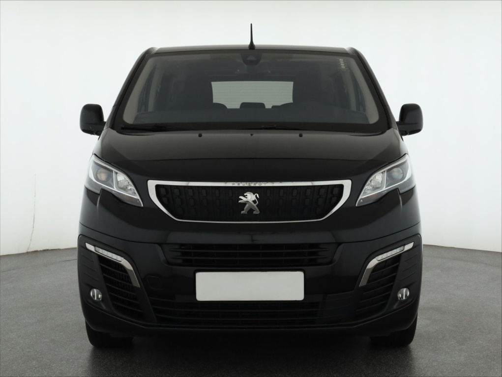 Peugeot Traveller
