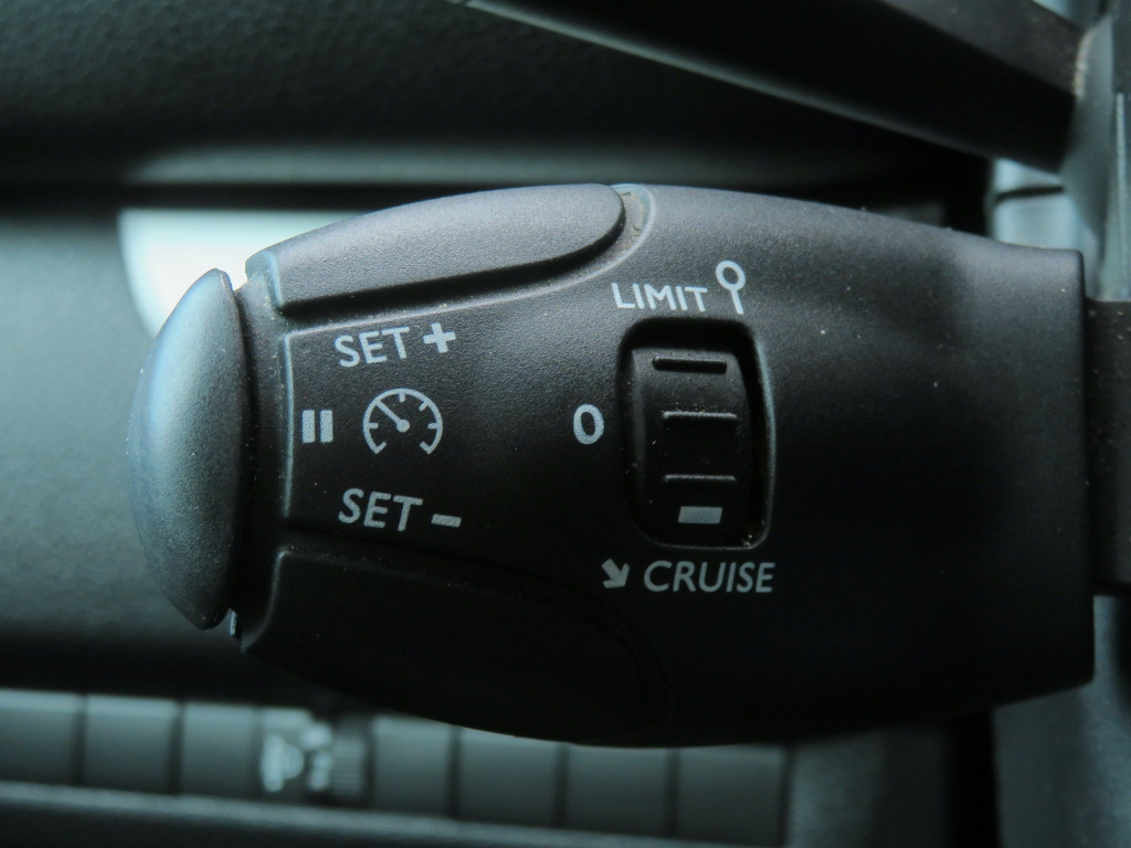 Peugeot Traveller