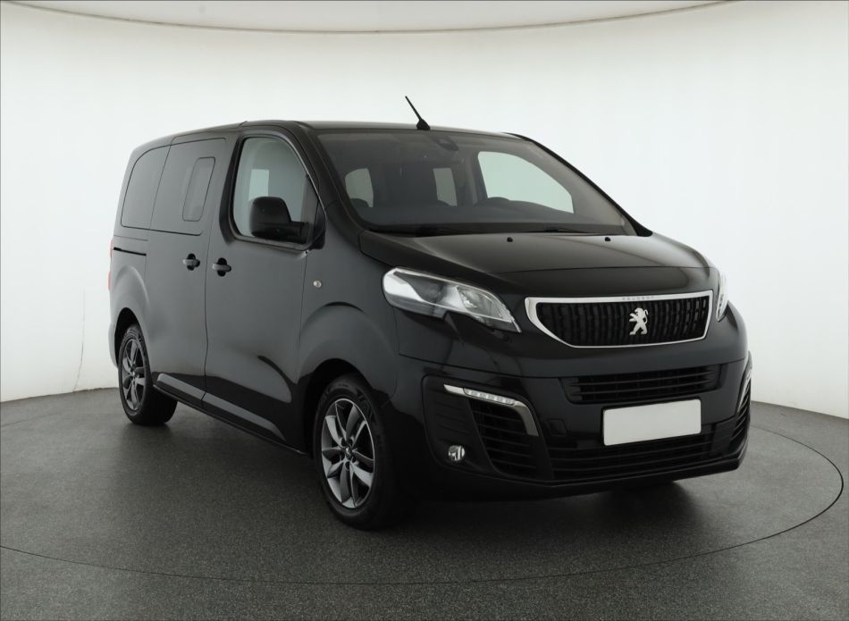 Peugeot Traveller - 2017