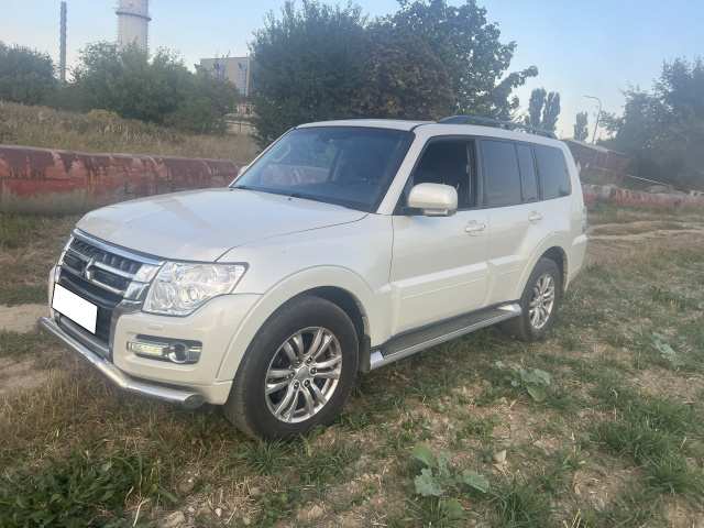 Mitsubishi Pajero 2018