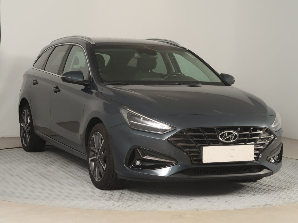 Hyundai i30, 2021, 1.0 T-GDI, 88kW