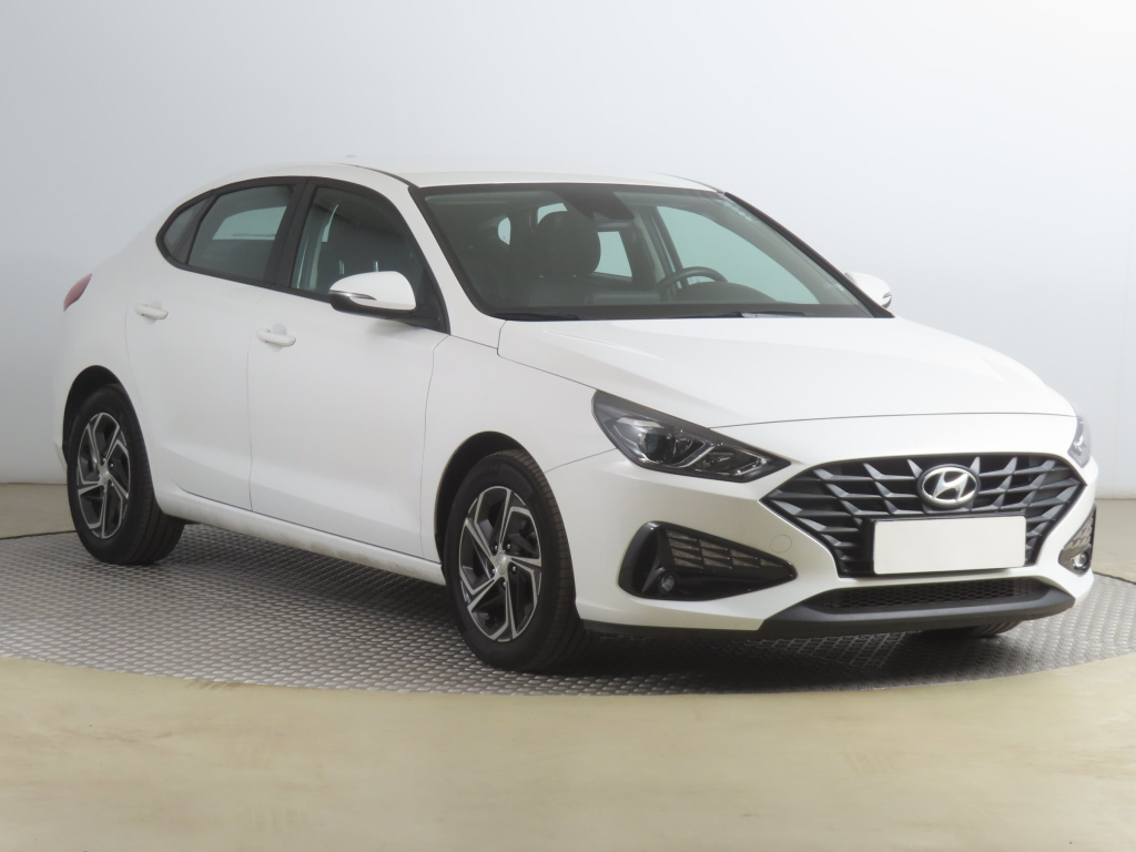 Hyundai i30 Fastback, 2021, 1.0 T-GDI, 88kW