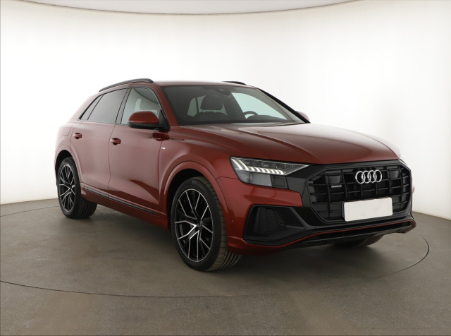 Audi Q8 2023